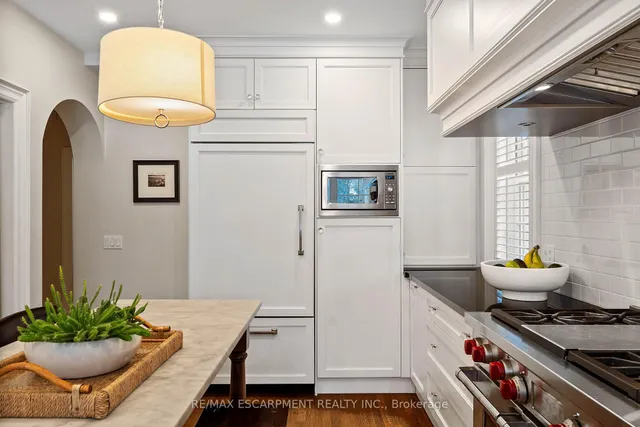 Additional property image - 5 Mayfair Pl