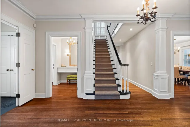 Additional property image - 5 Mayfair Pl