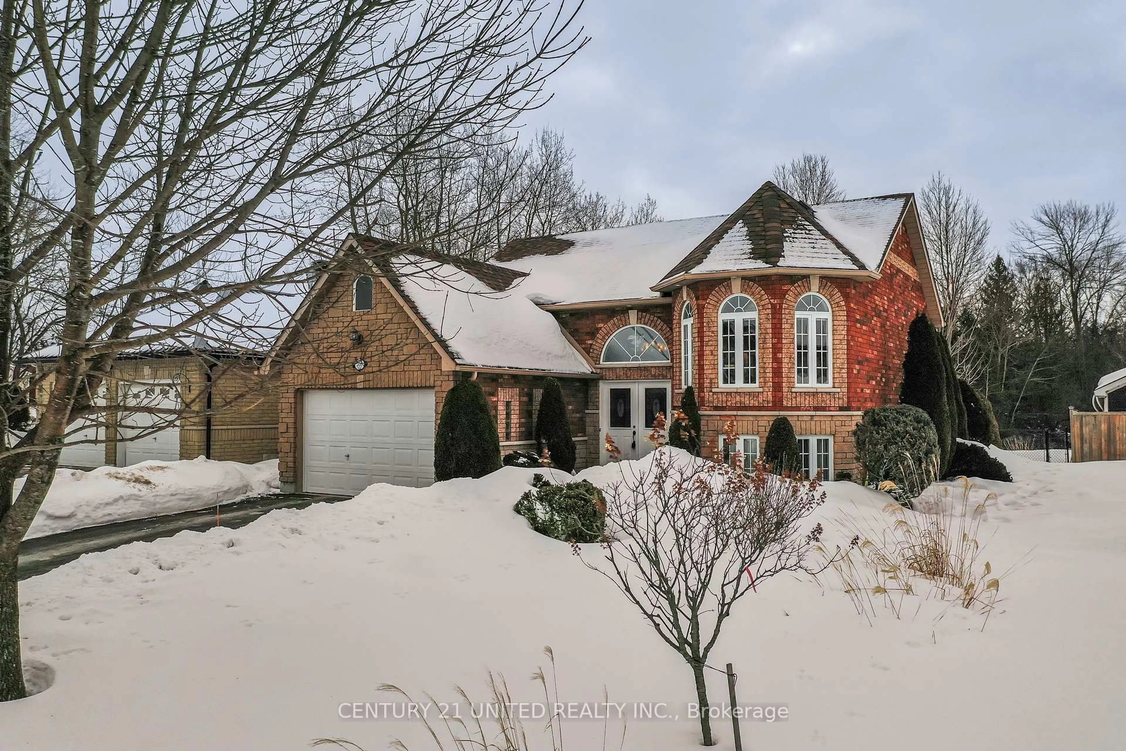 A pic from outside/outdoor area/front of a property/back of a property/a pic from drone, street for 205 O'Dette Rd, Peterborough Ontario K9K 2L4