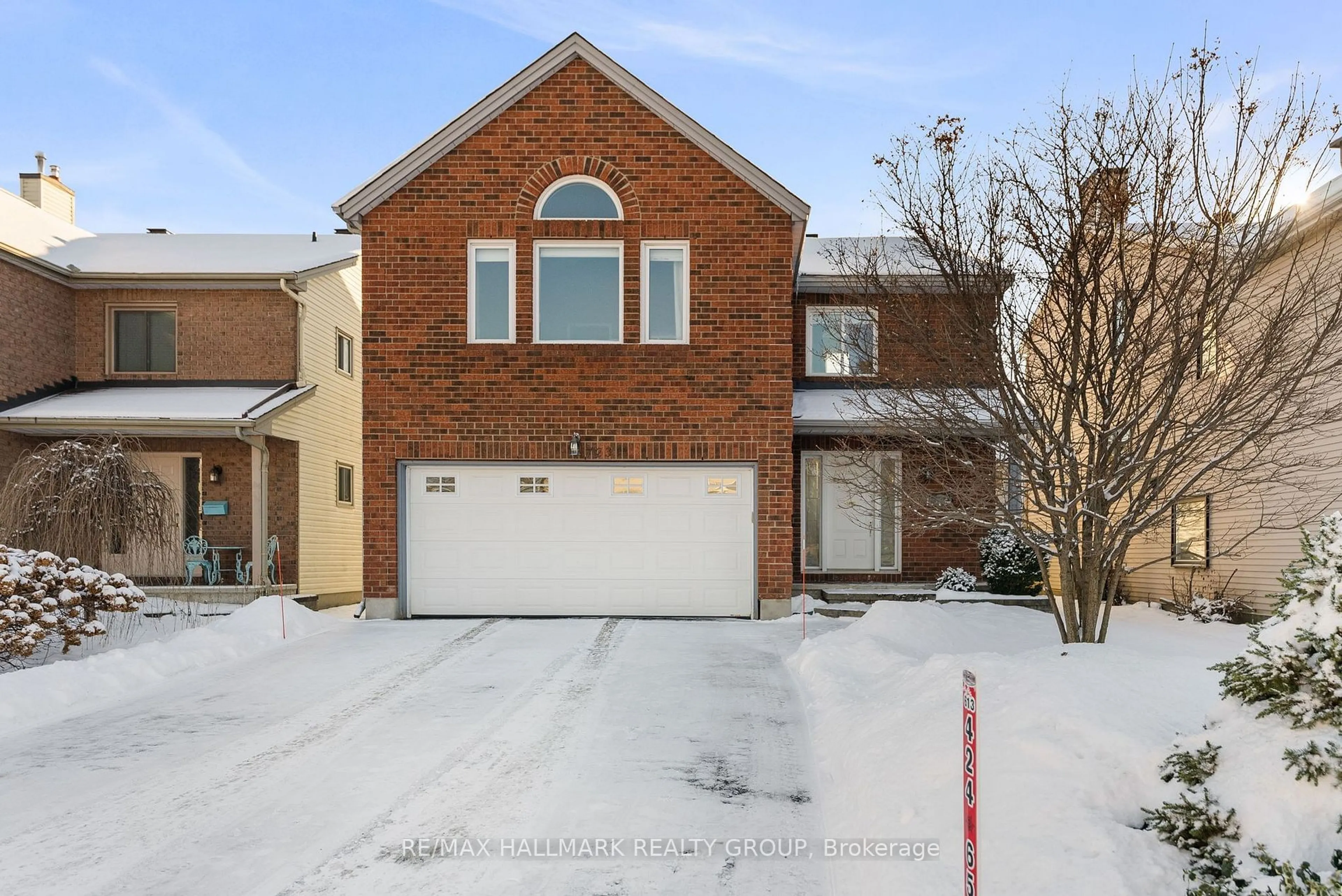 Home with brick exterior material, street for 723 Brome Cres, Orleans - Cumberland and Area Ontario K4A 3G8