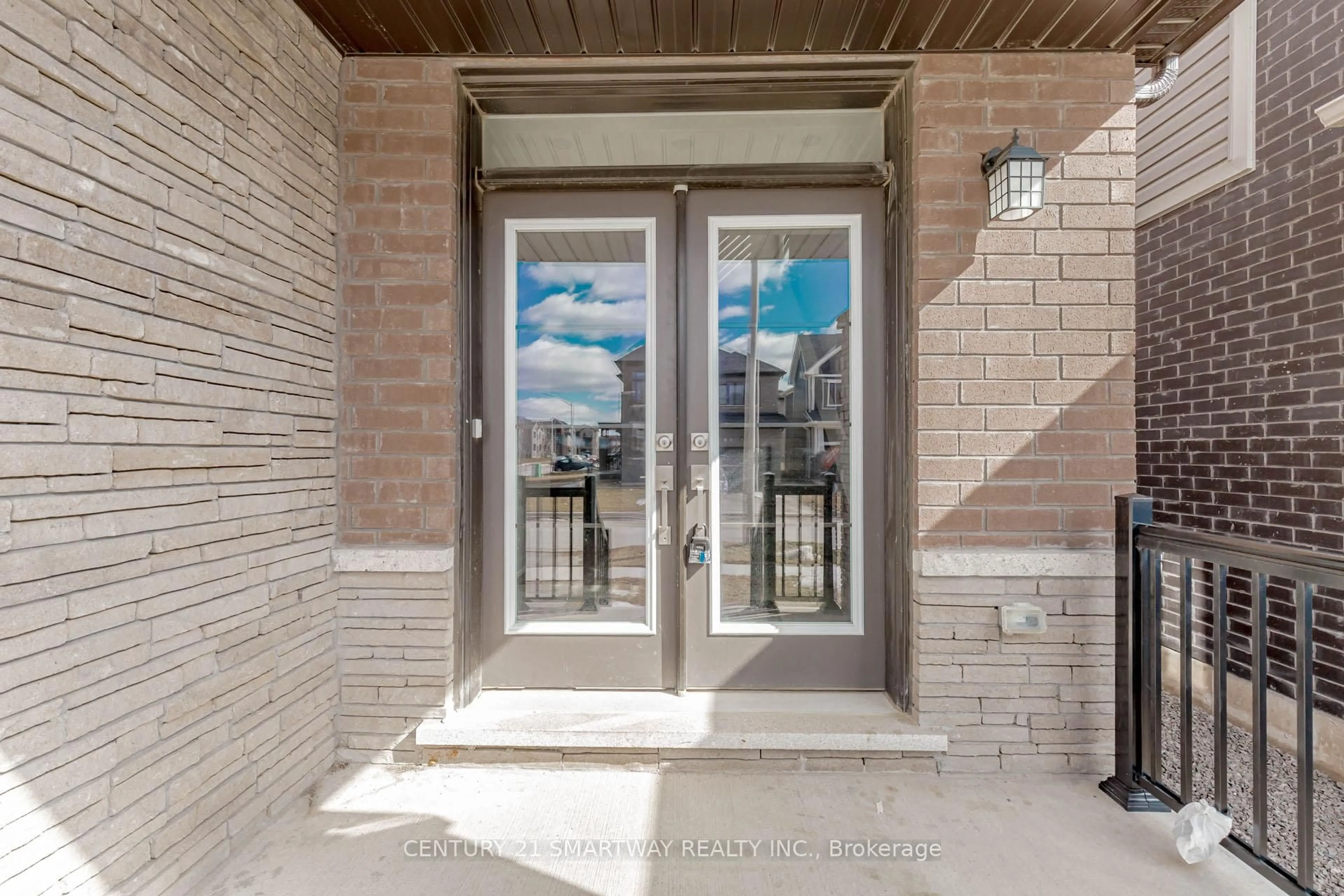 Indoor entryway for 40 Lavender Rd, Thorold Ontario L0S 1K0