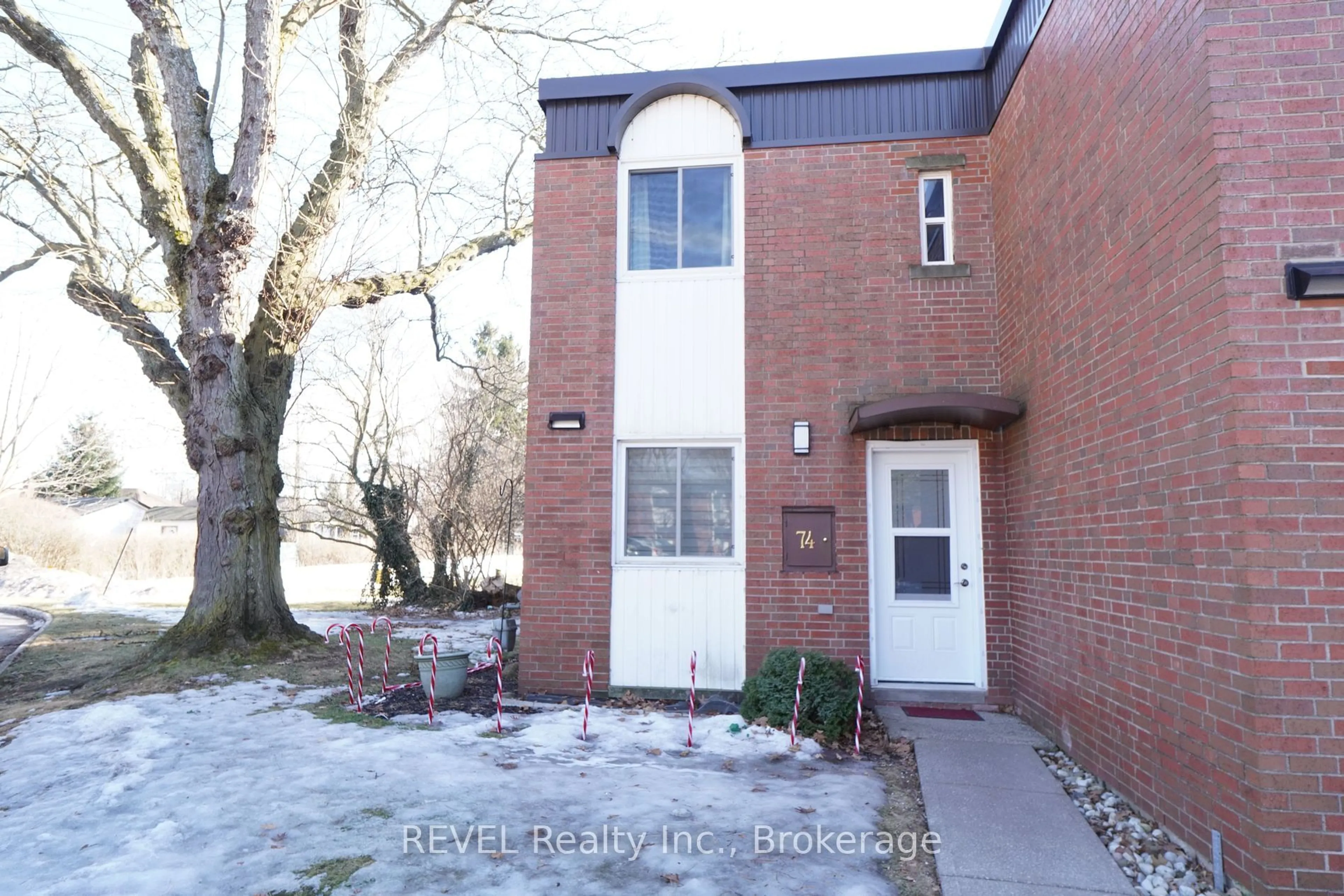 Home with brick exterior material, street for 6453 Colborne St #74, Niagara Falls Ontario L2J 1E7