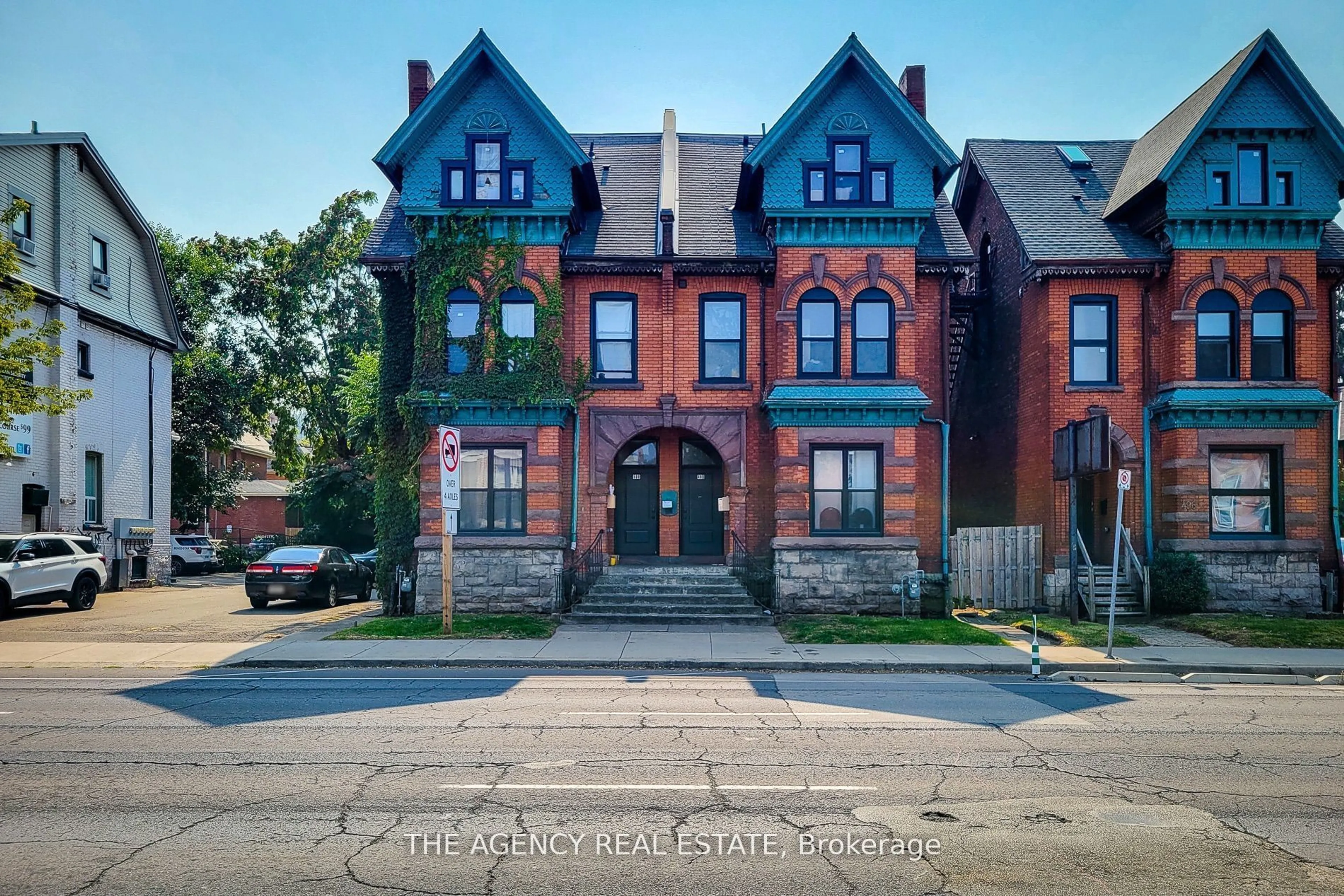 Home with brick exterior material, street for 498 Main St, Hamilton Ontario L8N 1K7