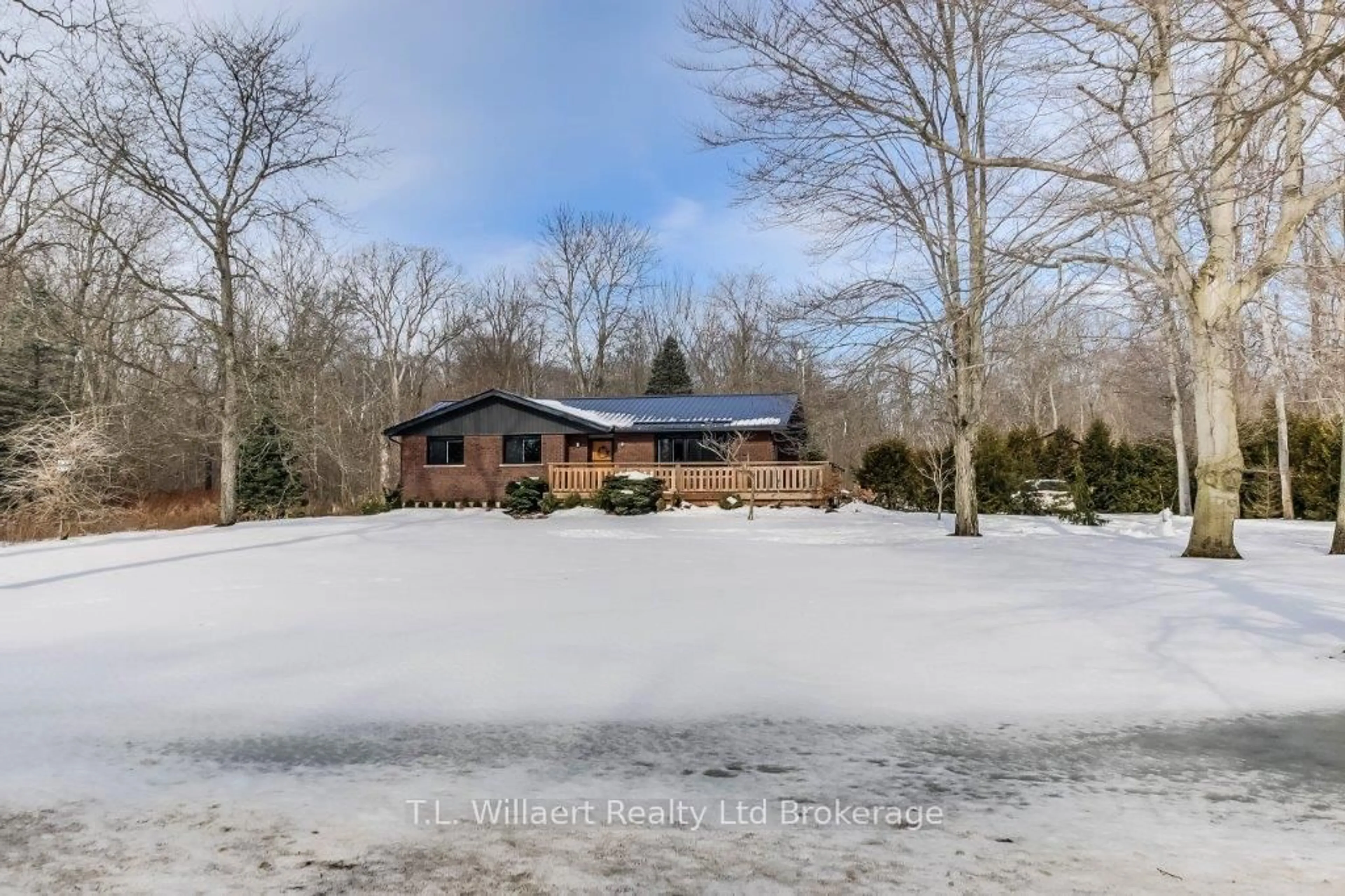 A pic from outside/outdoor area/front of a property/back of a property/a pic from drone, water/lake/river/ocean view for 1193 Mid-Nwal Tline Rd, Norfolk Ontario N4B 2W4