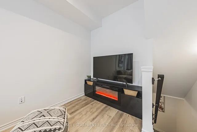 Additional property image - 61 Soho St Unit 134
