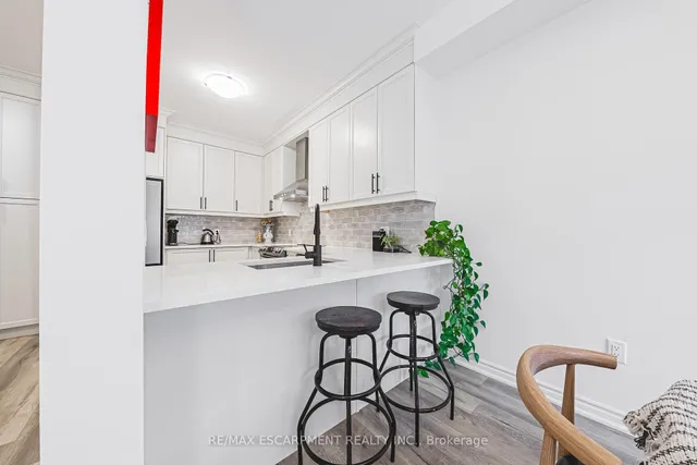 Additional property image - 61 Soho St Unit 134