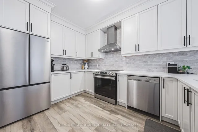 Additional property image - 61 Soho St Unit 134