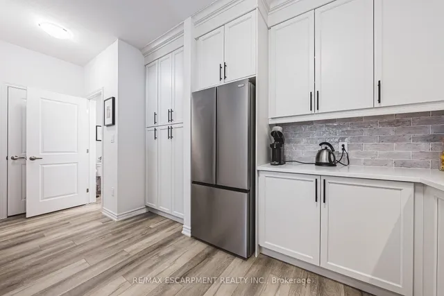Additional property image - 61 Soho St Unit 134