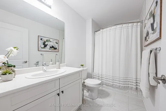 Additional property image - 61 Soho St Unit 134