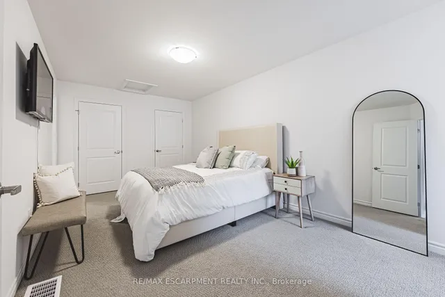 Additional property image - 61 Soho St Unit 134