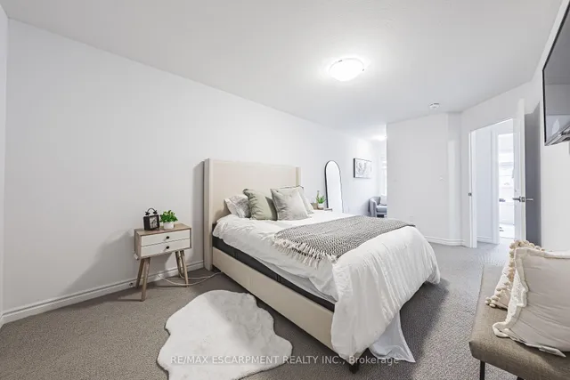 Additional property image - 61 Soho St Unit 134