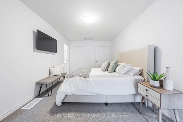 Additional property image - 61 Soho St Unit 134