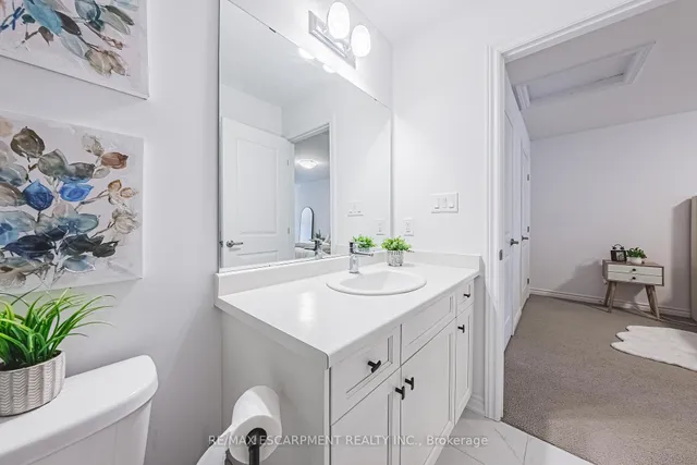 Additional property image - 61 Soho St Unit 134