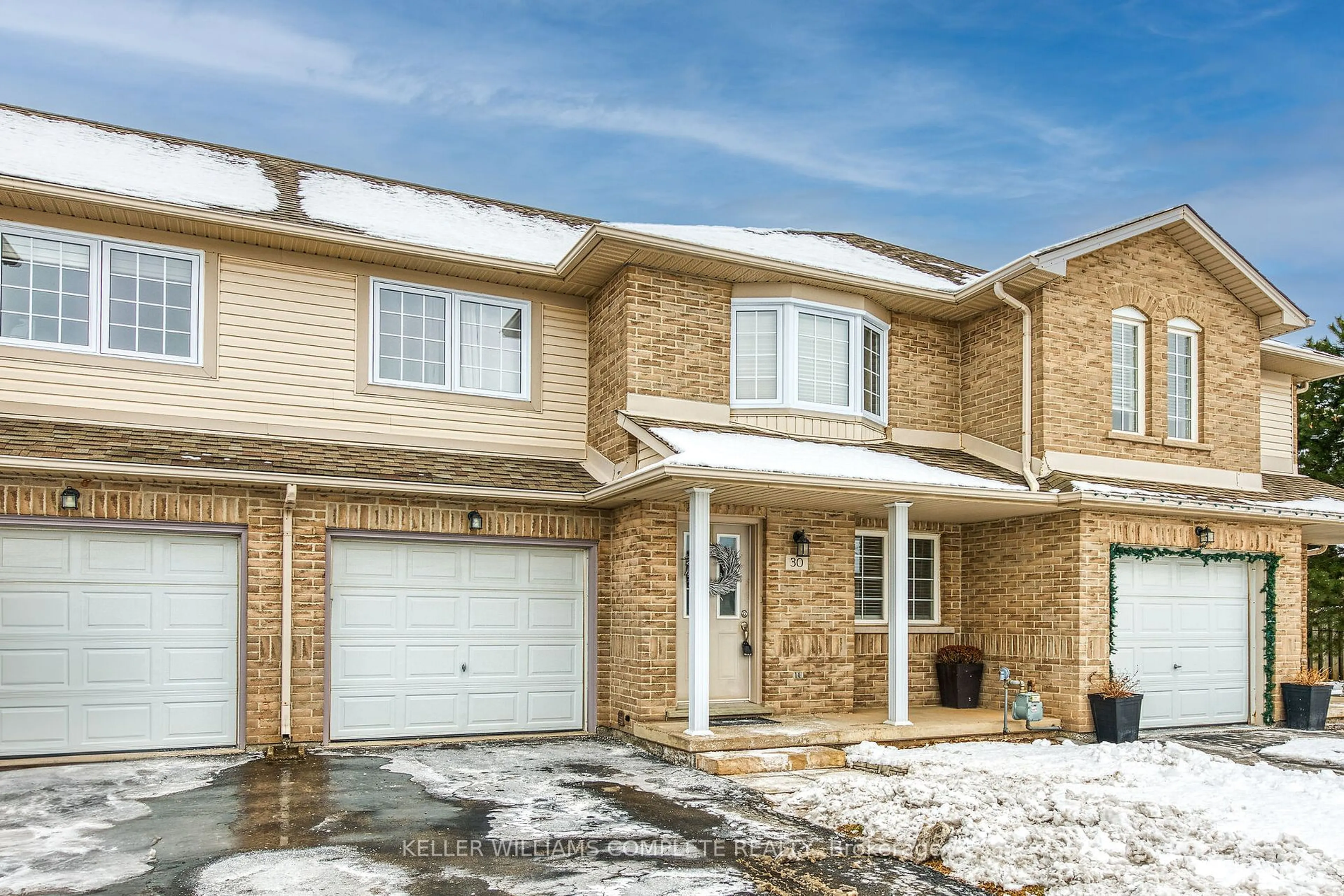 Home with brick exterior material, street for 24 Kenyon Cres #30, Grimsby Ontario L3M 5S3