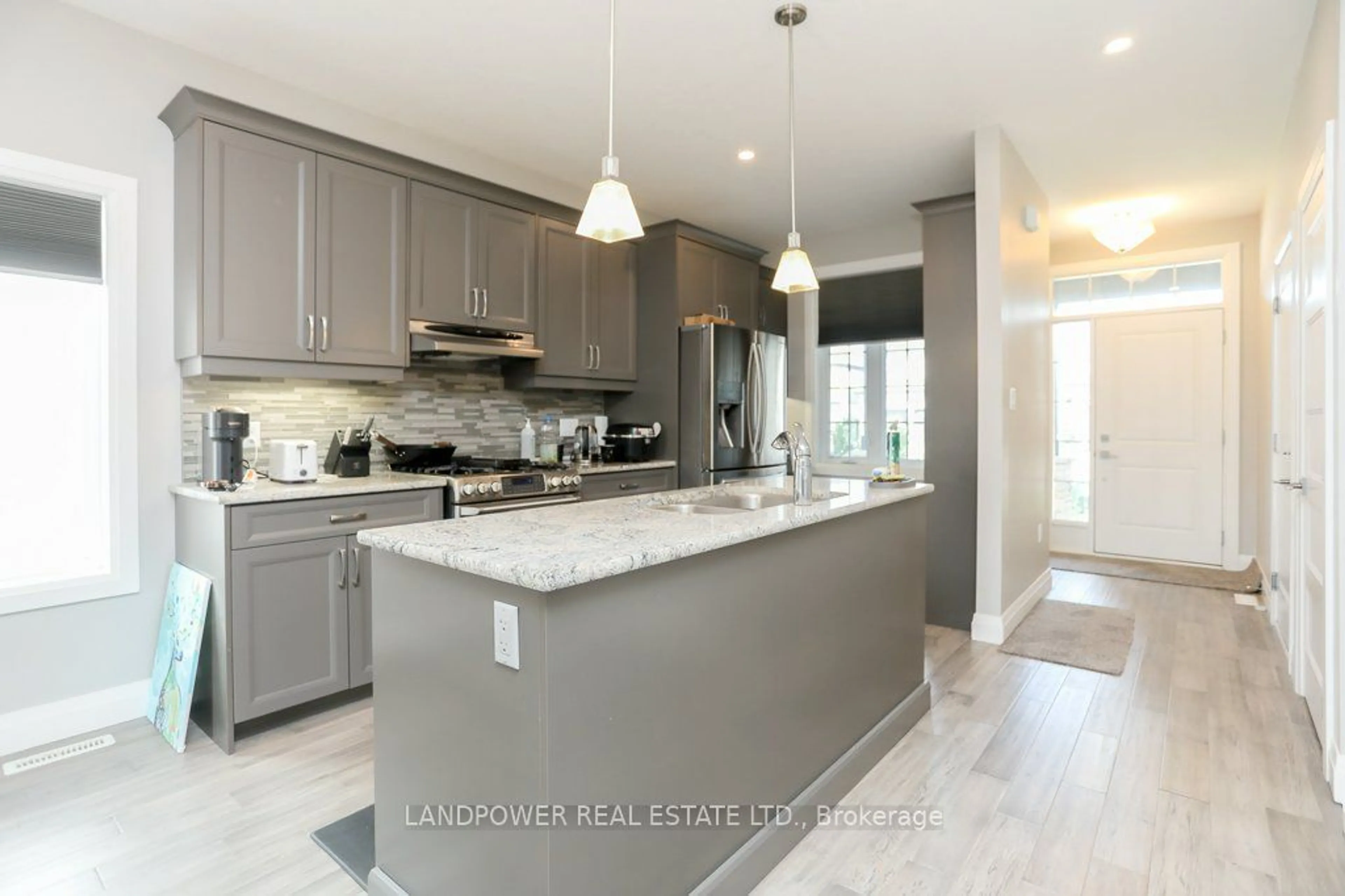 Open concept kitchen, ceramic/tile floor for 3235 Raleigh Cres, London Ontario N6P 0E4