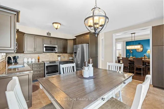 Additional property image - 72 Garinger Cres