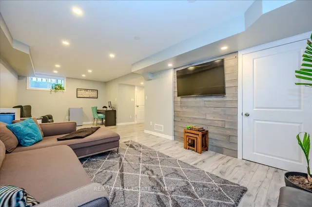Additional image 16 of 932 Eden Oak Crt
