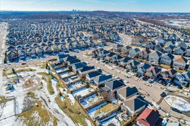 Primary image of 932 Eden Oak Crt
