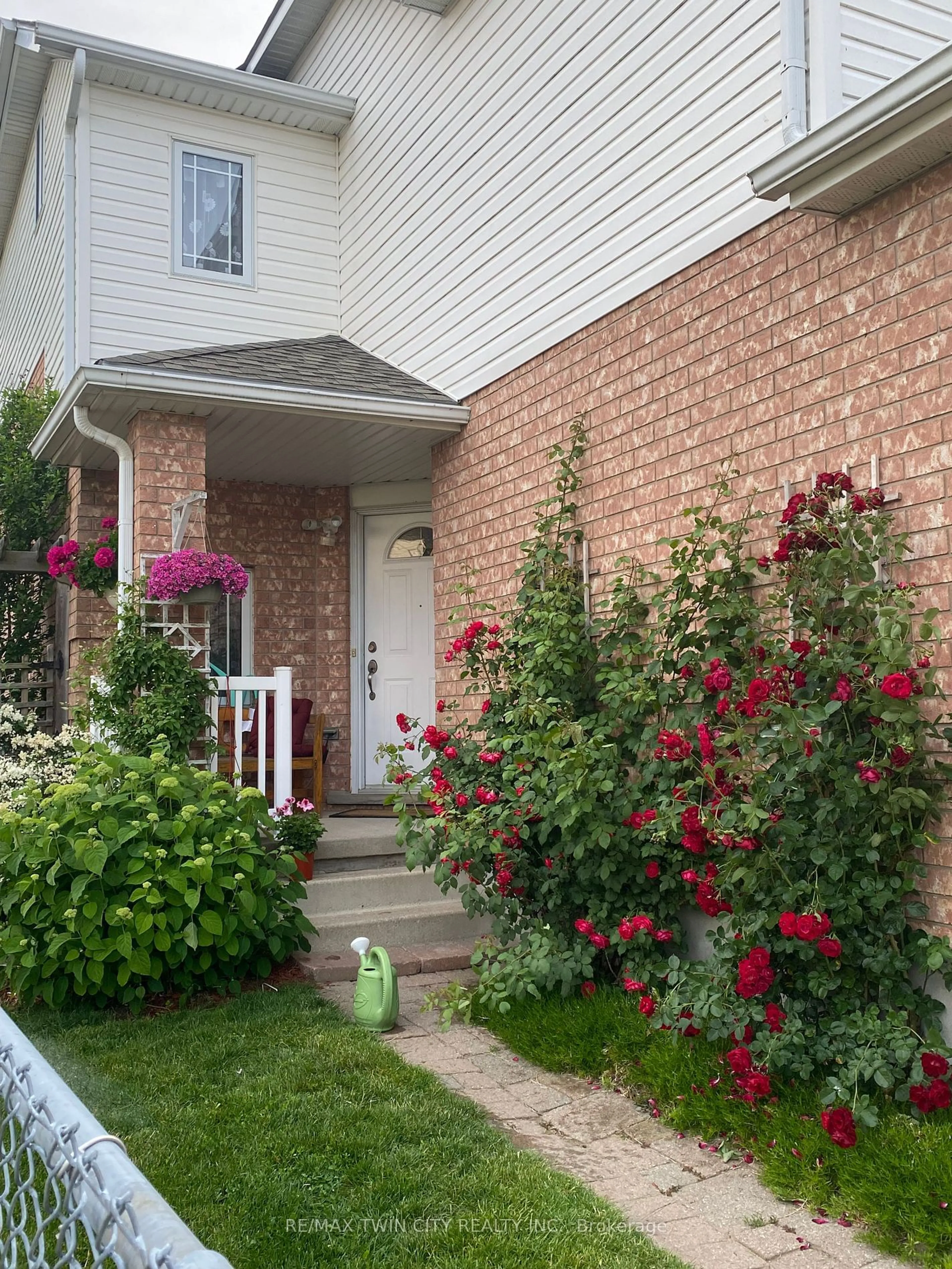 Unknown for 111 Cotton Grass St, Kitchener Ontario N2E 3T5