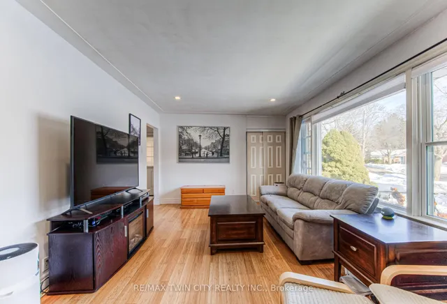 Additional property image - 74 Chelsea Rd