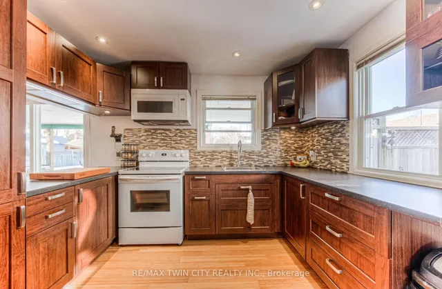 Additional property image - 74 Chelsea Rd