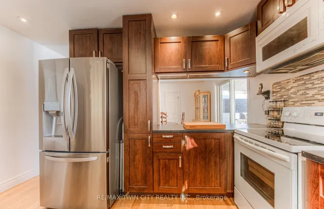Additional property image - 74 Chelsea Rd
