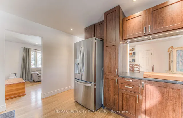Additional property image - 74 Chelsea Rd