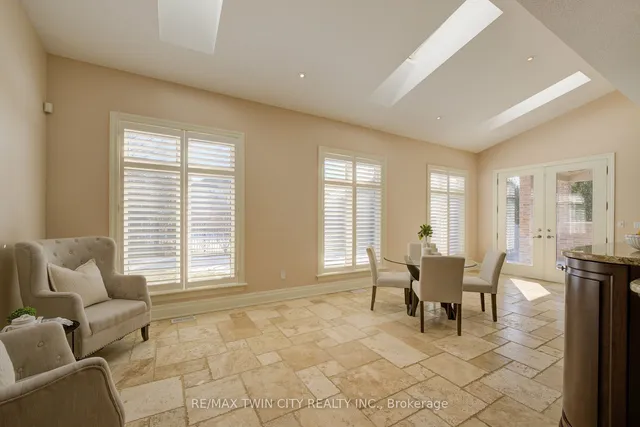 Additional property image - 20 Jacob Gingrich Dr