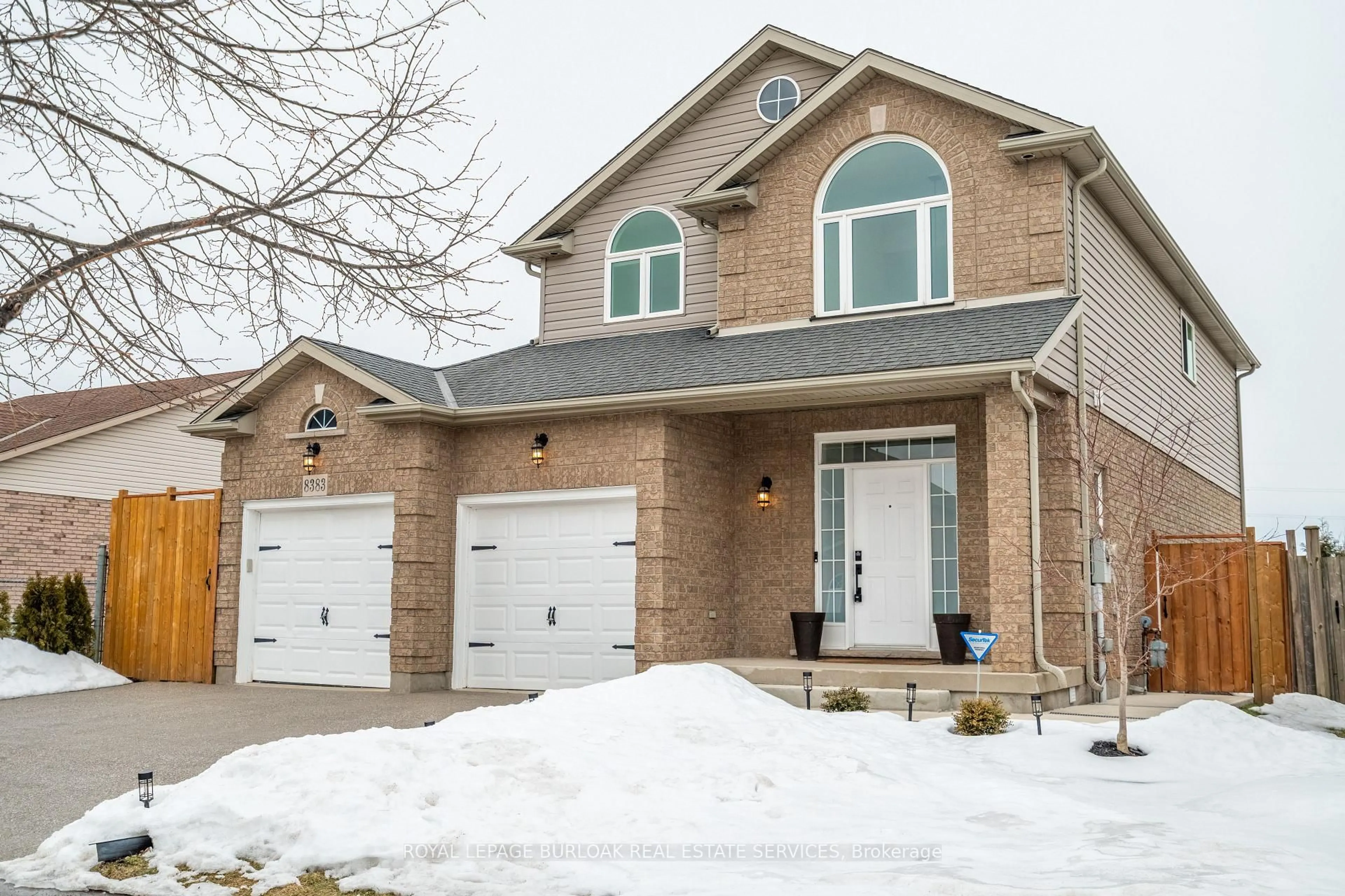 Home with brick exterior material, street for 8383 Heikoop Cres, Niagara Falls Ontario L2H 3J7