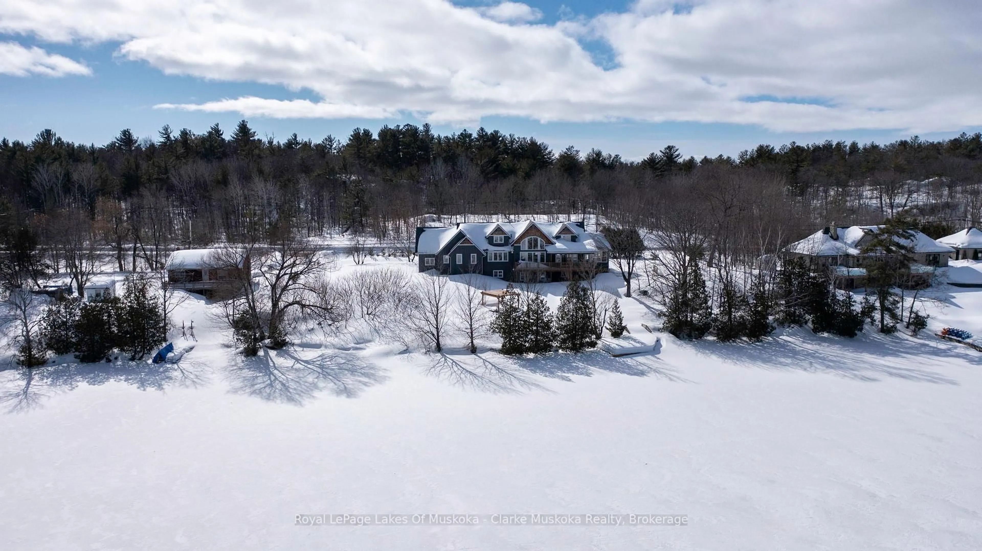 A pic from outside/outdoor area/front of a property/back of a property/a pic from drone, water/lake/river/ocean view for 202 Whites Falls Rd, Georgian Bay Ontario L0K 1S0