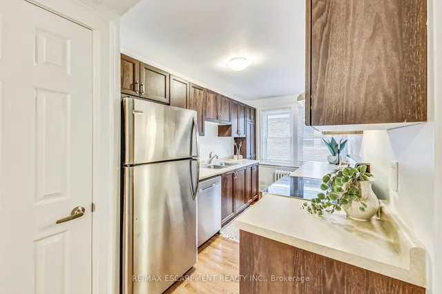 Additional property image - 21 Mountwood Ave Unit 7