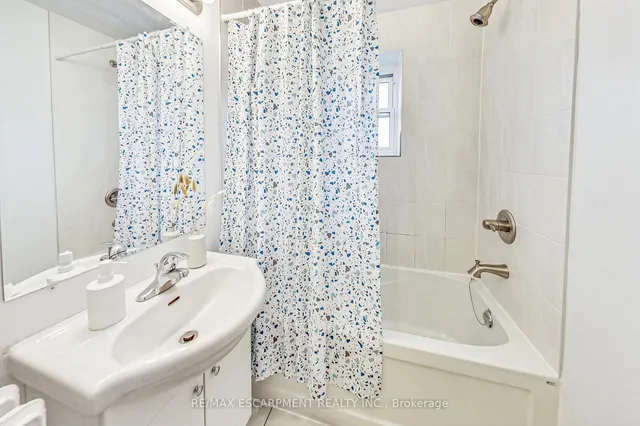 Additional property image - 21 Mountwood Ave Unit 7