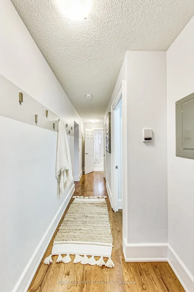 Additional property image - 21 Mountwood Ave Unit 7