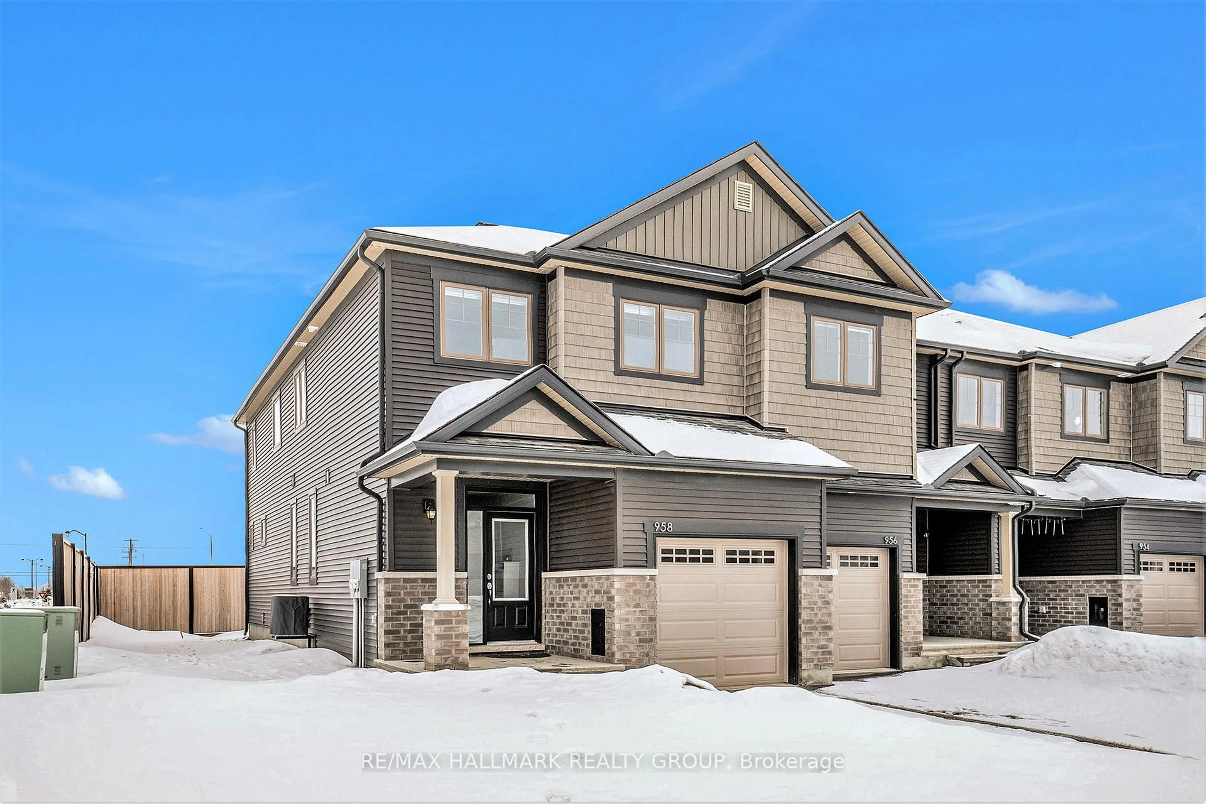 Home with brick exterior material, street for 958 Socca Cres, Orleans - Cumberland and Area Ontario K4A 5M1