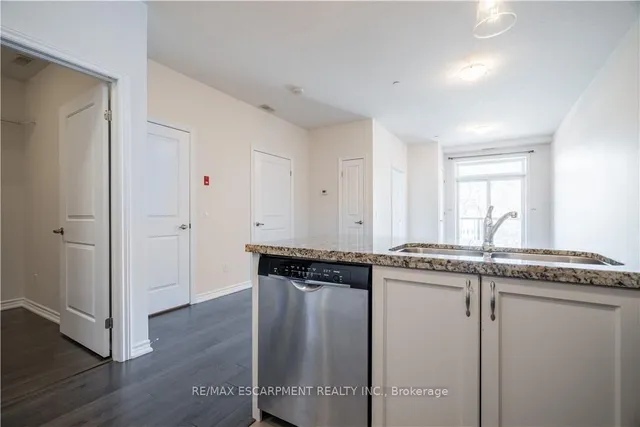 Additional property image - 95 Wilson St Unit 204