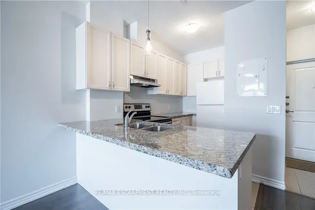 Additional property image - 95 Wilson St Unit 204