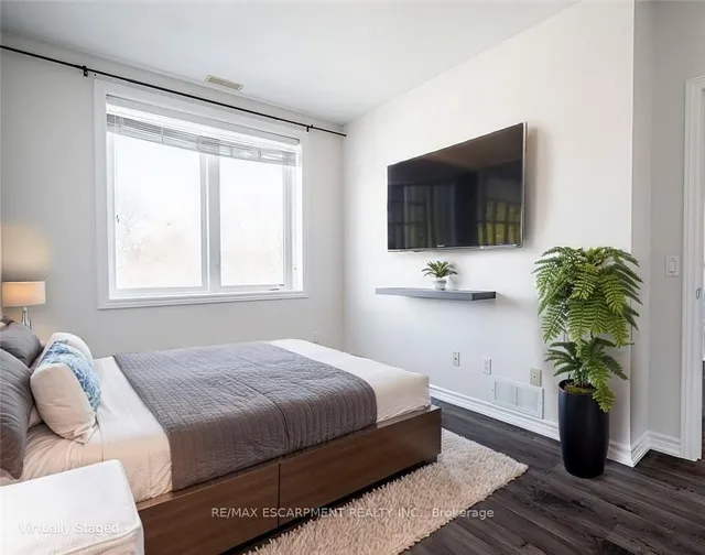 Additional property image - 95 Wilson St Unit 204
