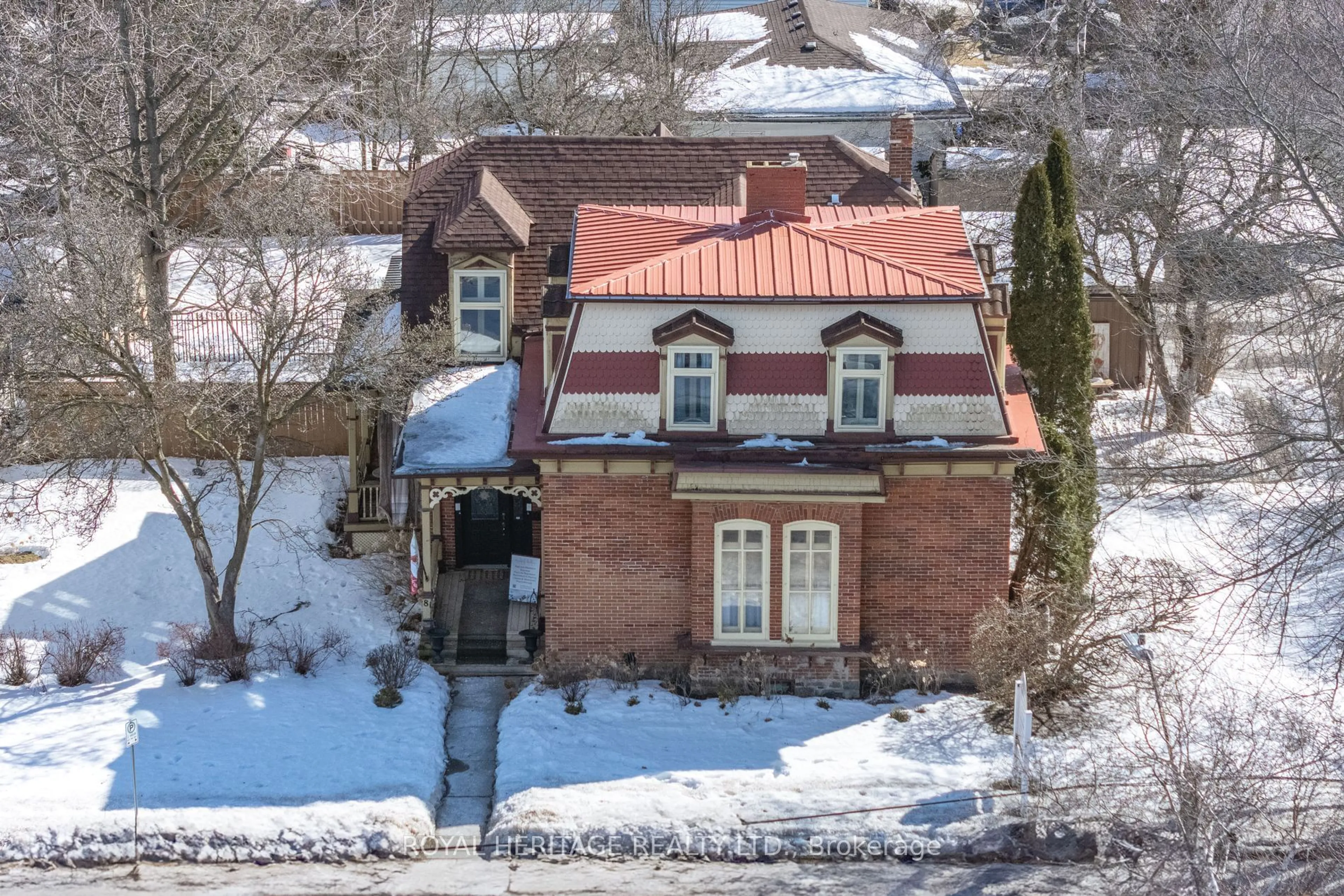 A pic from outside/outdoor area/front of a property/back of a property/a pic from drone, street for 81 Main St, Brighton Ontario K0K 1H0