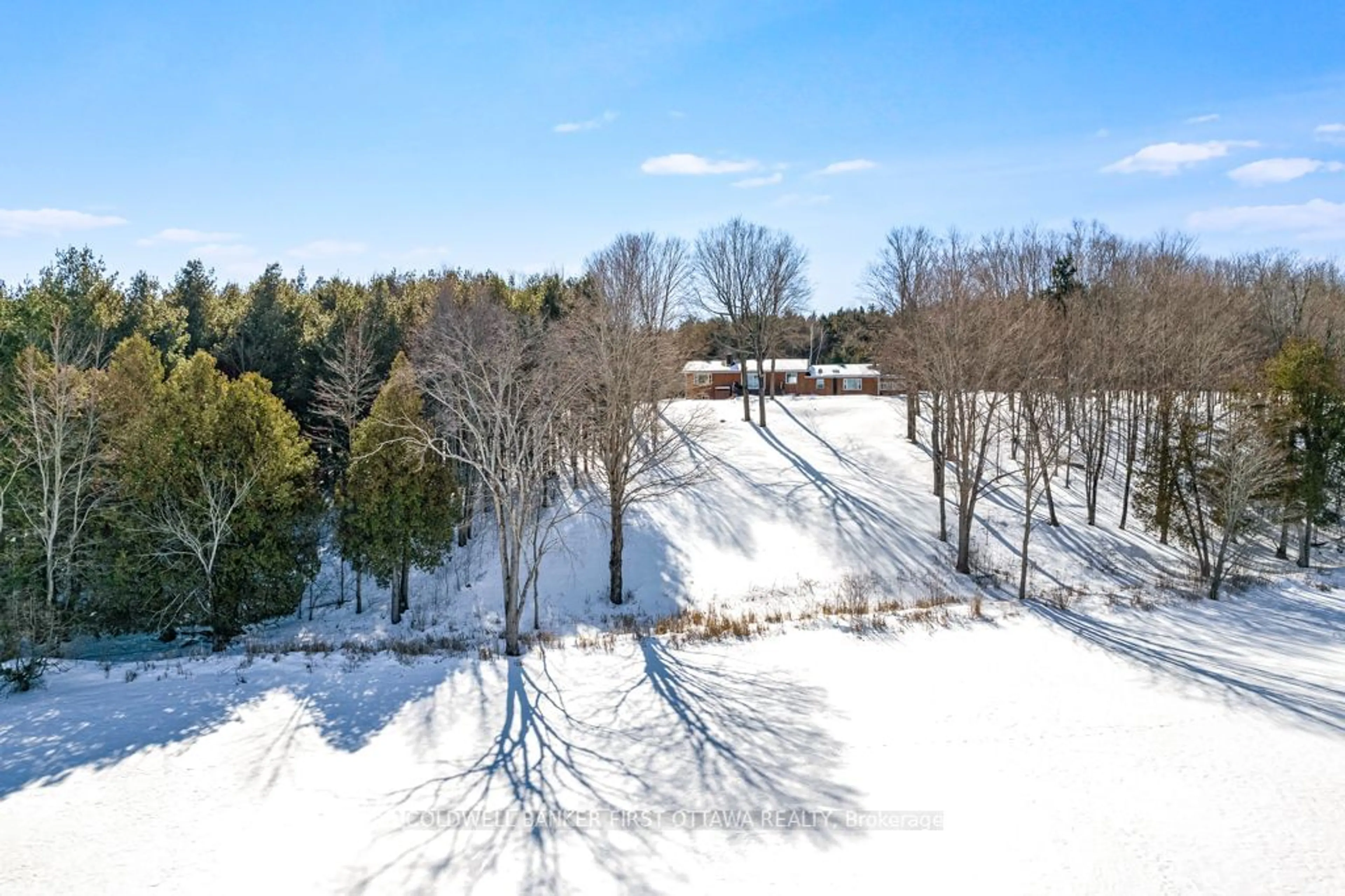 A pic from outside/outdoor area/front of a property/back of a property/a pic from drone, water/lake/river/ocean view for 4772 Briton-Houghton Bay Rd, Rideau Lakes Ontario K0G 1V0