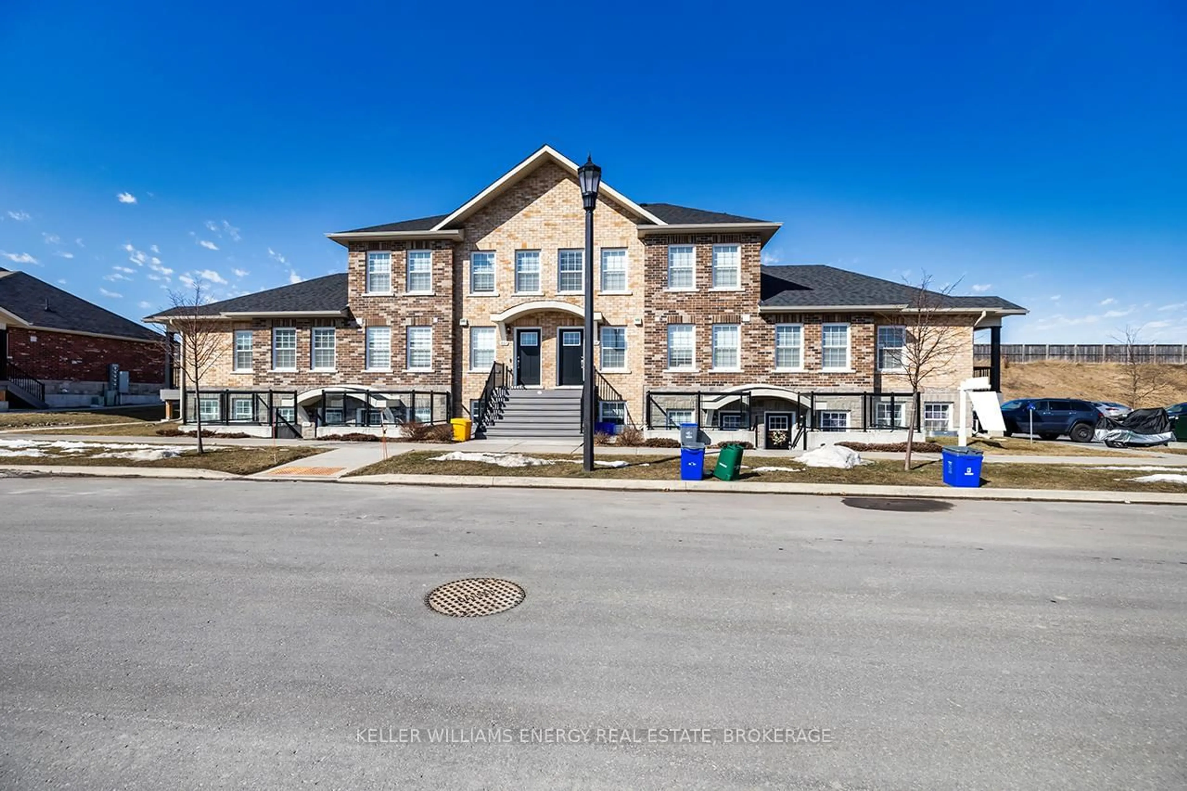 A pic from outside/outdoor area/front of a property/back of a property/a pic from drone, street for 450 Lonsberry Dr #310, Cobourg Ontario K9A 0K4