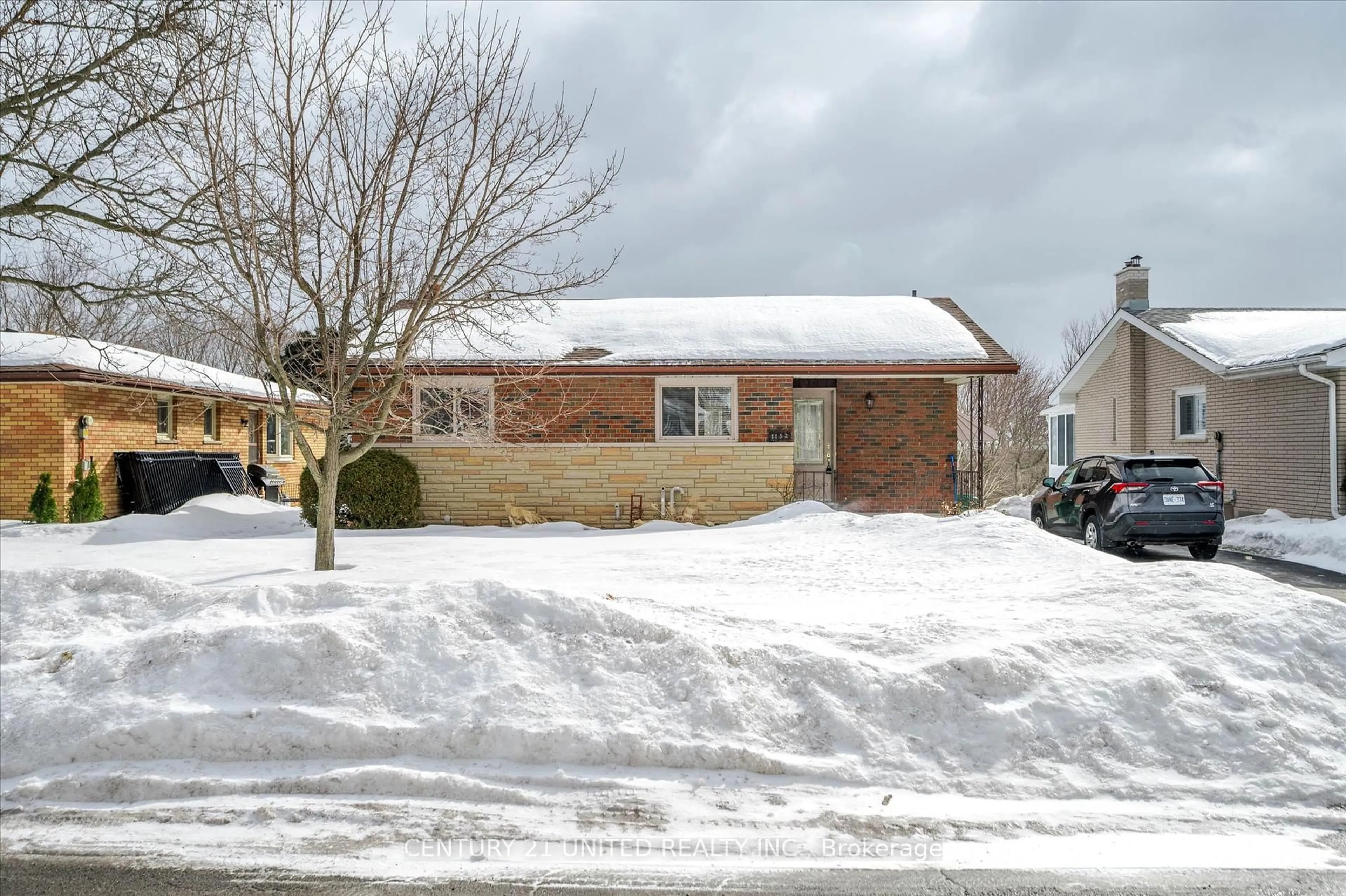 Home with brick exterior material, street for 1152 Cabot St, Peterborough Ontario K9H 6W9