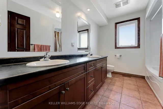 Additional property image - 949 Highland Rd