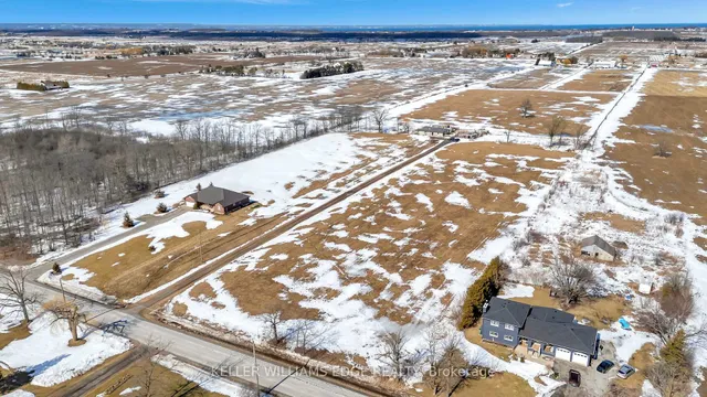 Additional property image - 949 Highland Rd