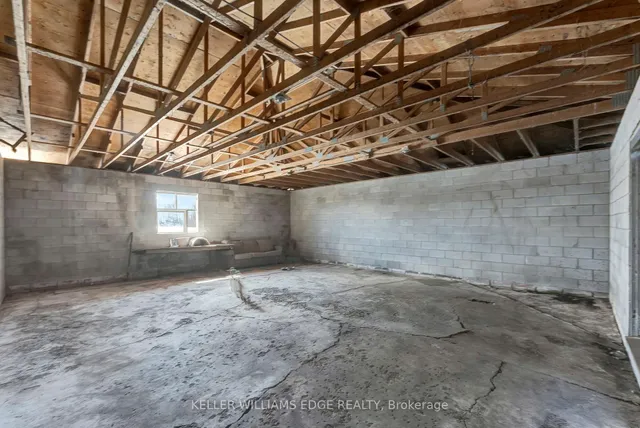 Additional property image - 949 Highland Rd