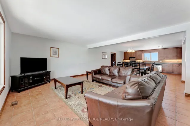 Additional property image - 949 Highland Rd