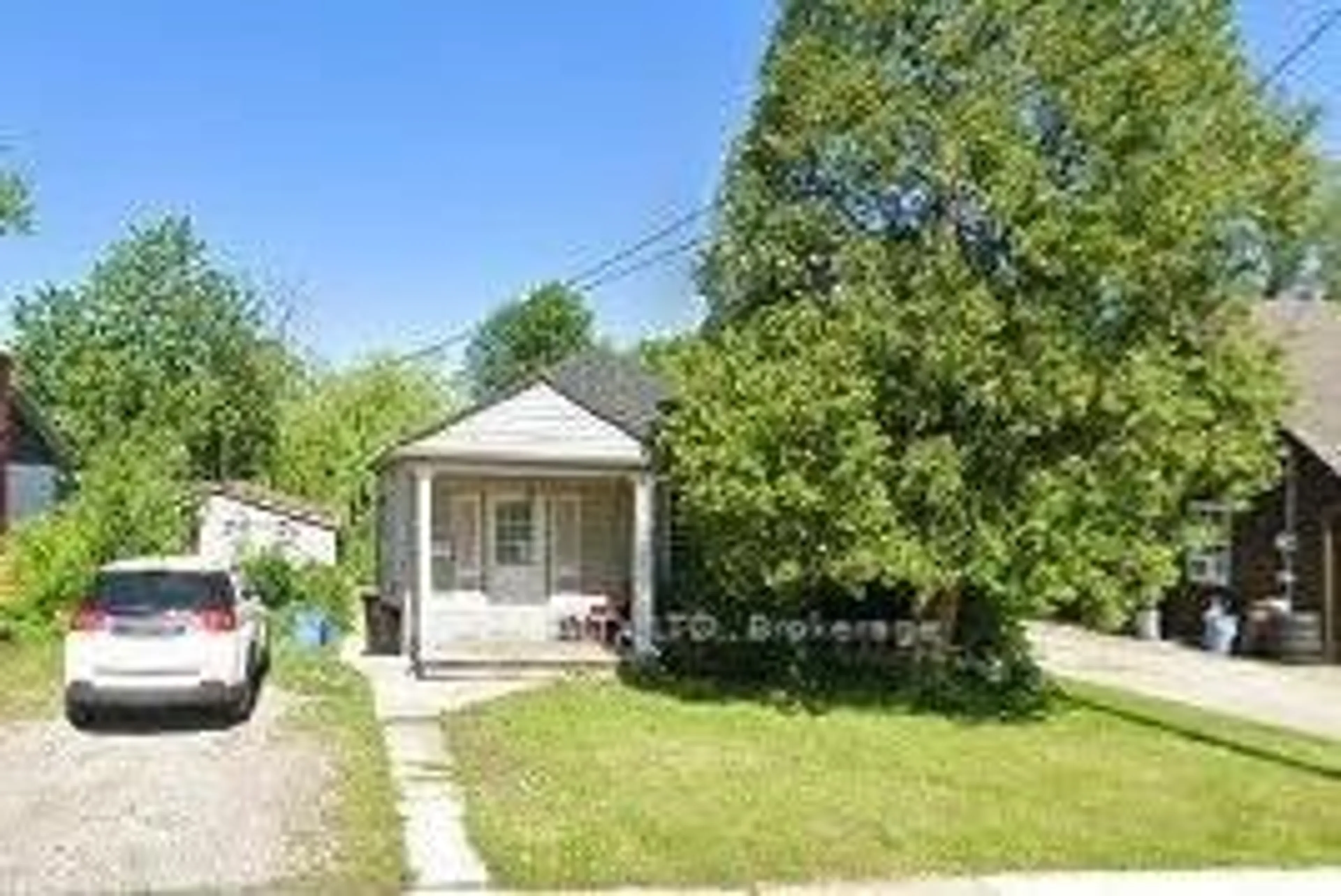 Unknown for 238 West 19th St, Hamilton Ontario L9C 4J4