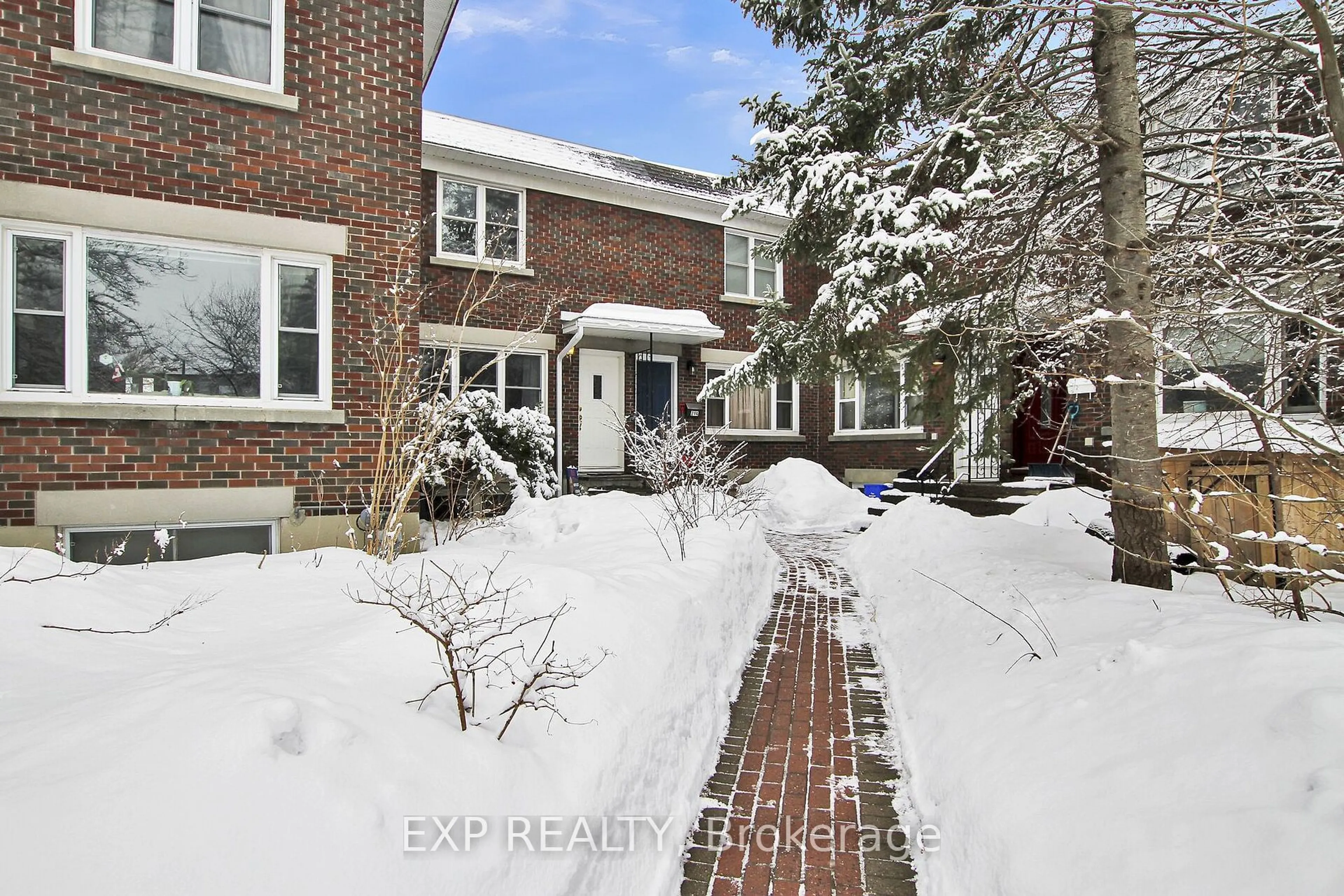 Home with brick exterior material, street for 212 Westhaven Cres, Ottawa Ontario K1Z 7G3