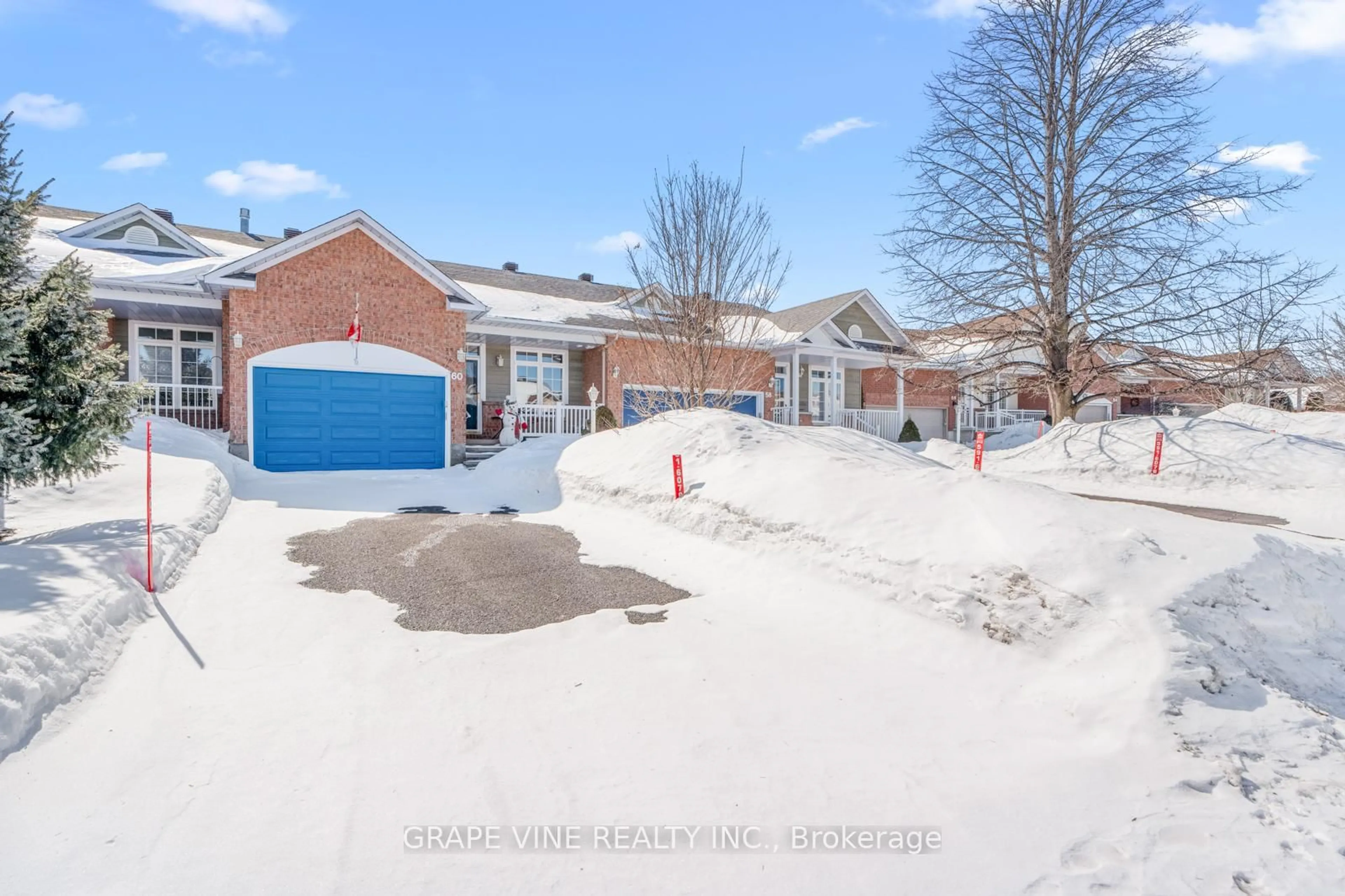 A pic from outside/outdoor area/front of a property/back of a property/a pic from drone, street for 60 Sable Run Dr, Ottawa Ontario K2S 1W7