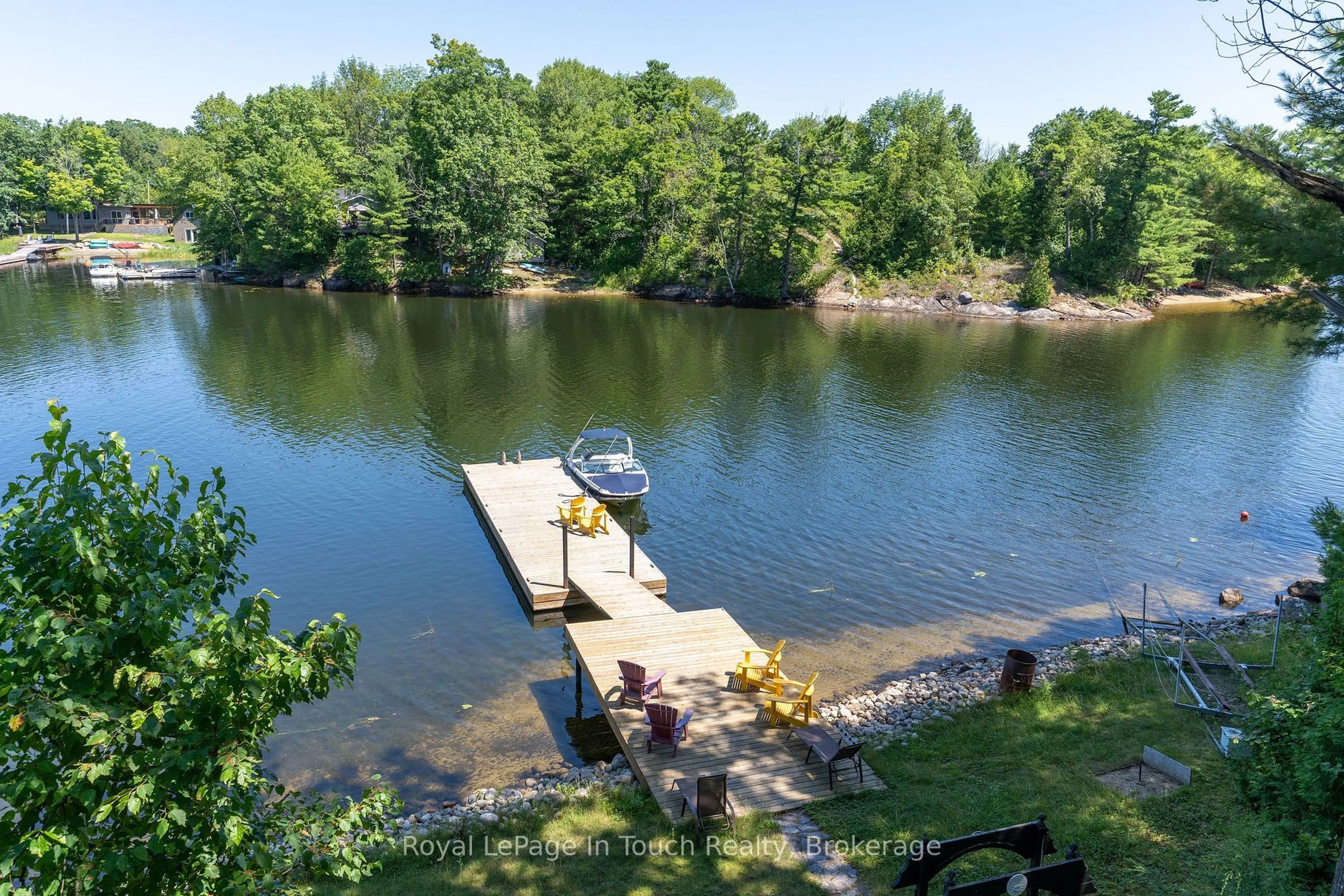 A pic from outside/outdoor area/front of a property/back of a property/a pic from drone, water/lake/river/ocean view for 1346 Island 980, Georgian Bay Ontario P0E 1E0