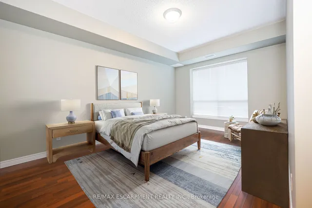 Additional property image - 2000 Creekside Dr Unit 501
